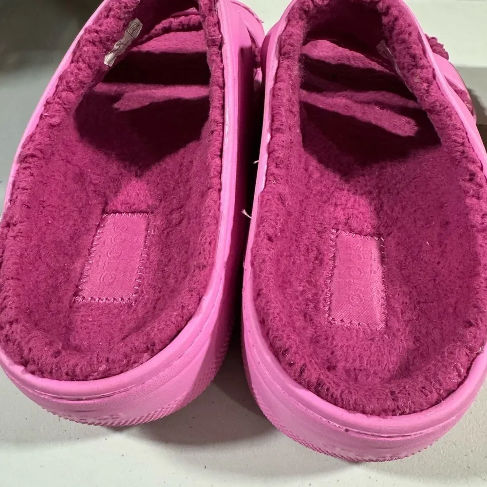 Crocs Classic Cozzzy Taffy Pink Unisex Women’s Men’s Sandals 11 9